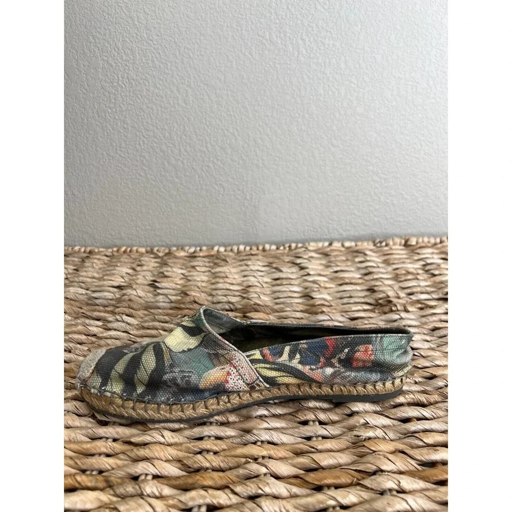 Valentino Women's Multicolor Butterfly‎ Print Canvas Espadrille Flats Size 37
